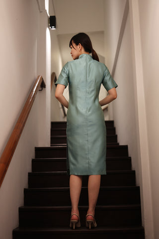 The Opulence - Cyan Black
